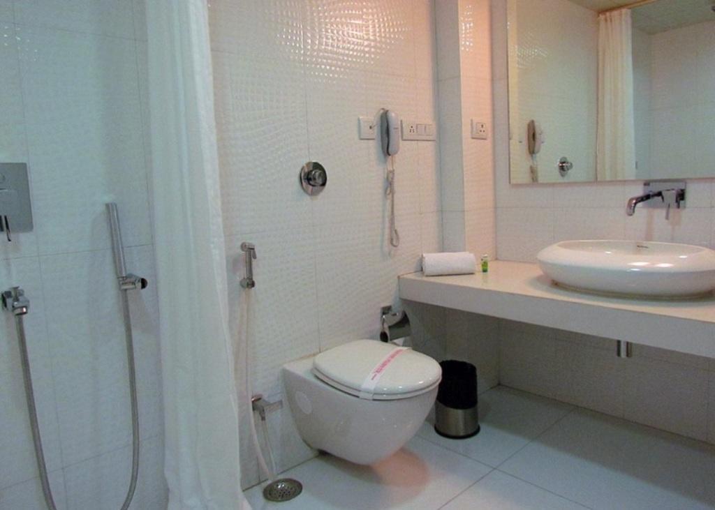 Cocoon Luxury Business Hotel Dhanbād Szoba fotó